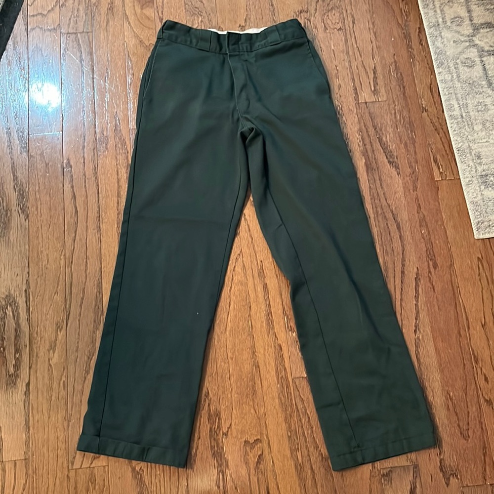 Dickies original fit a 74 size 31 x 32 color green